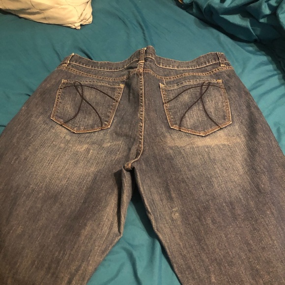 Bootcut jeans 👖 - Picture 4 of 4